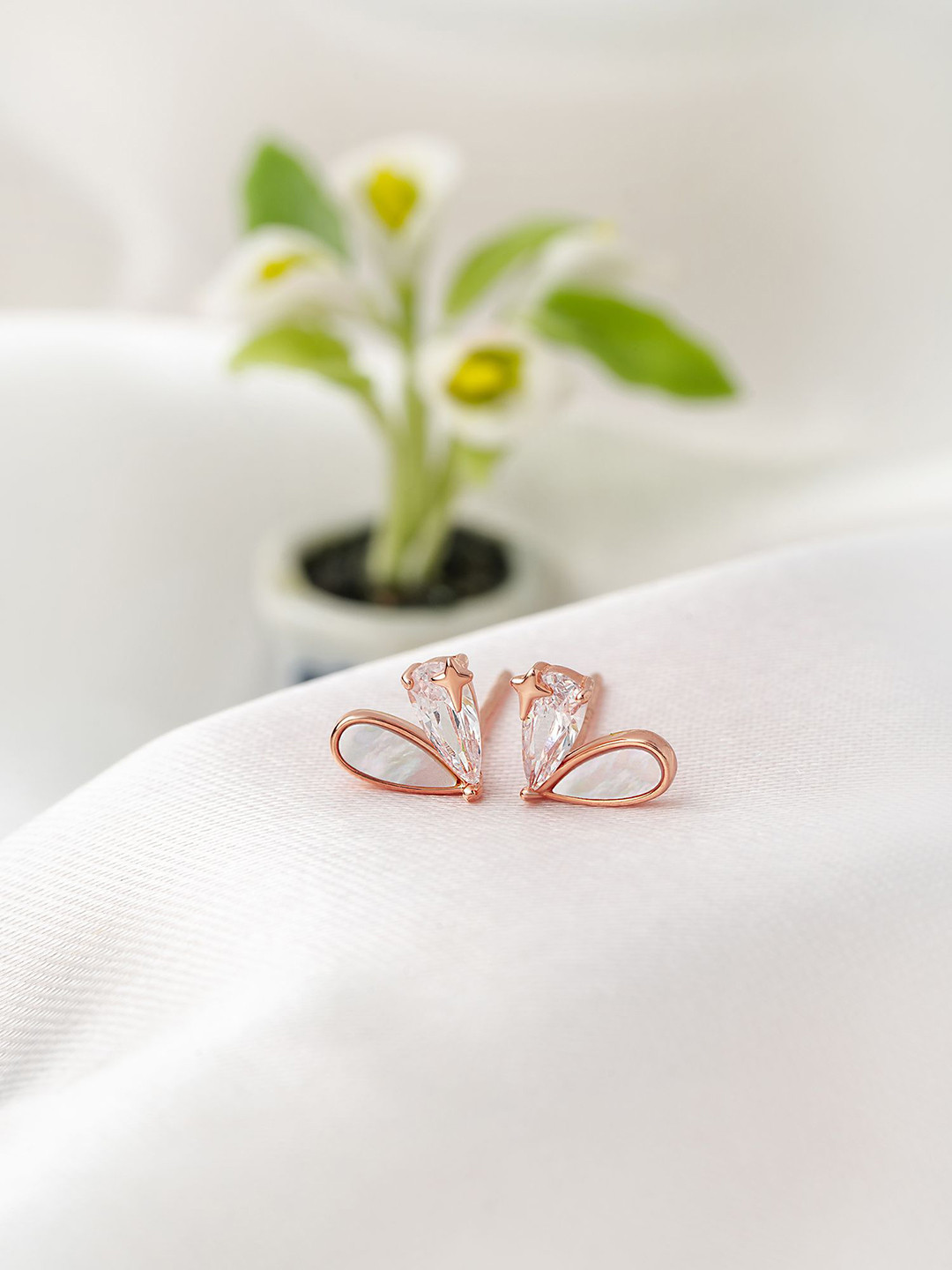 SILBERRY 925 Sterling Silver Rose Gold-Plated CZ Studded Heart Little Studs