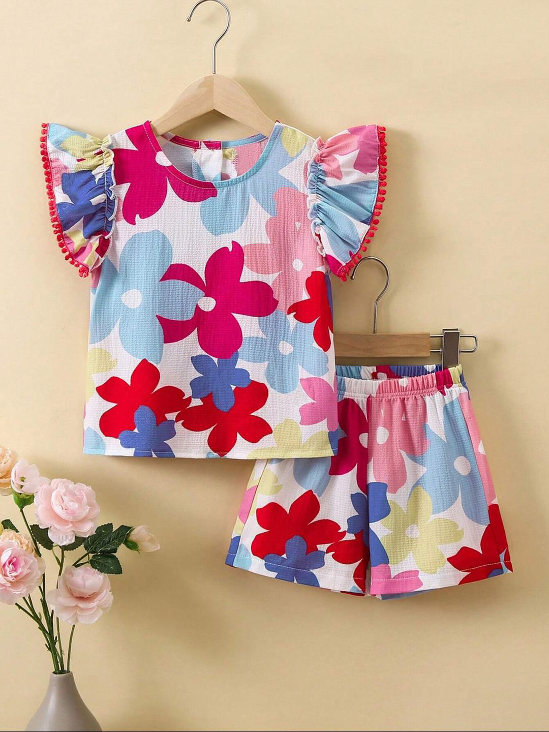 BAESD Girls Floral Printed Round Neck Top With Shorts