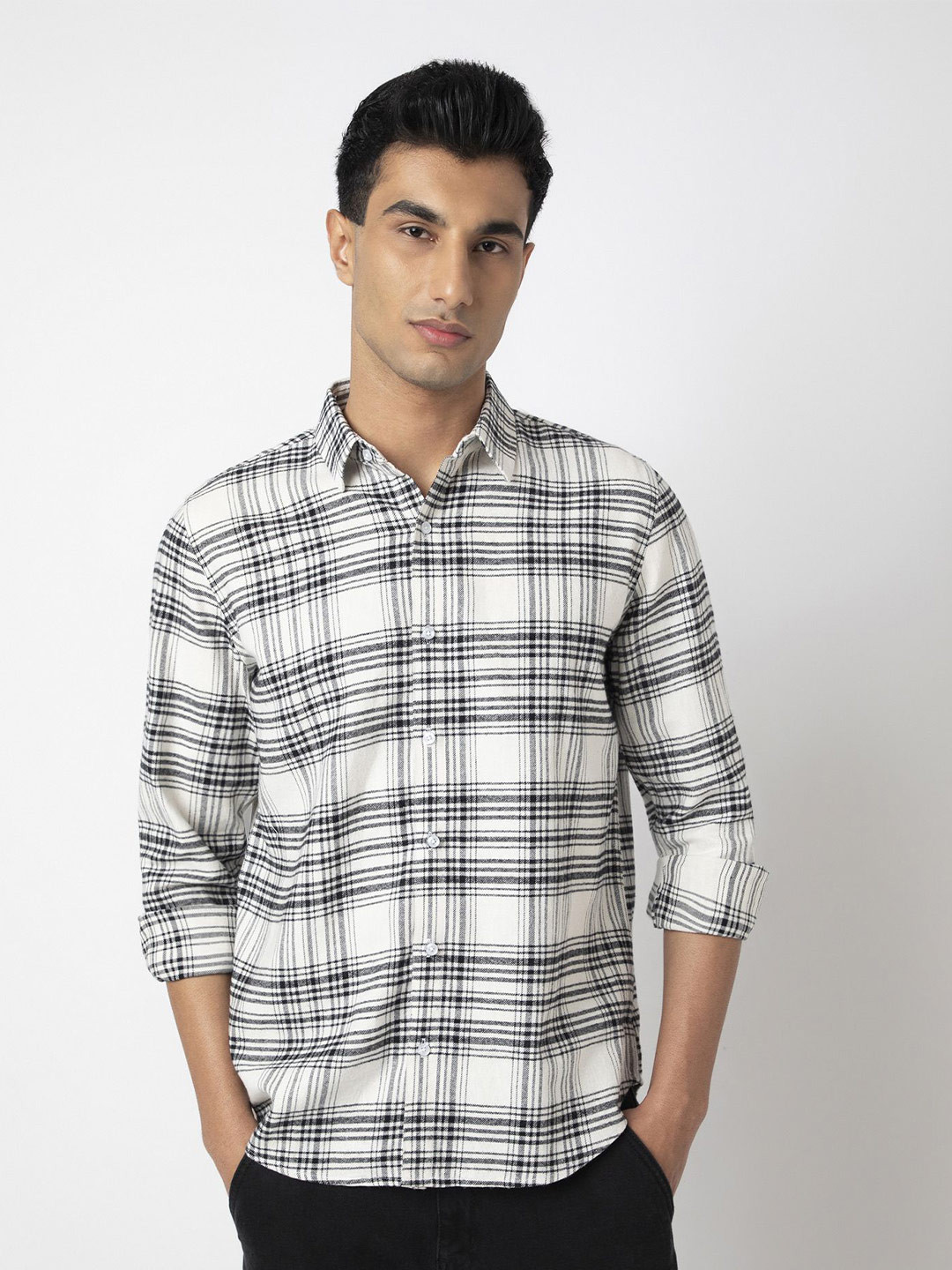 MARK & ALBERT Men Checked Casual Shirt