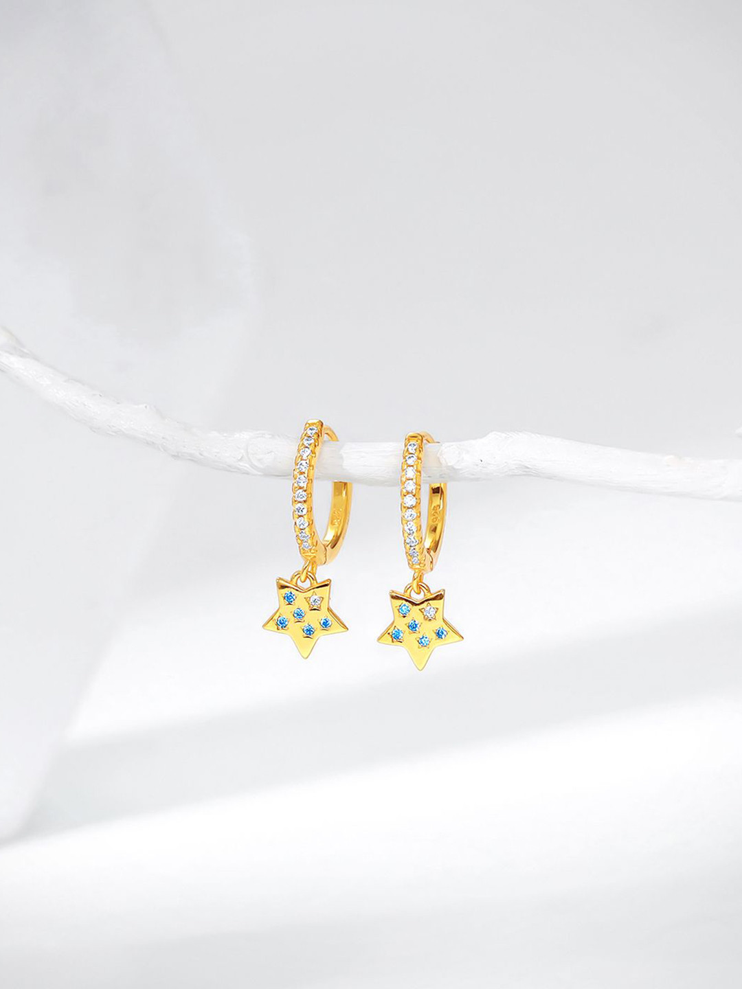 GIVA 925 Silver Gold-Plated Contemporary Cubic Zirconia Studded Hoop Earrings