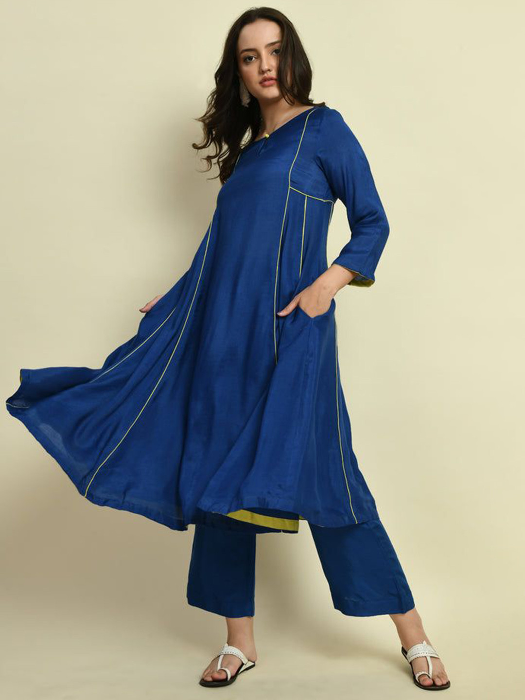 SEEDS OF FUSION Key Hole Neck A-Line Kurta