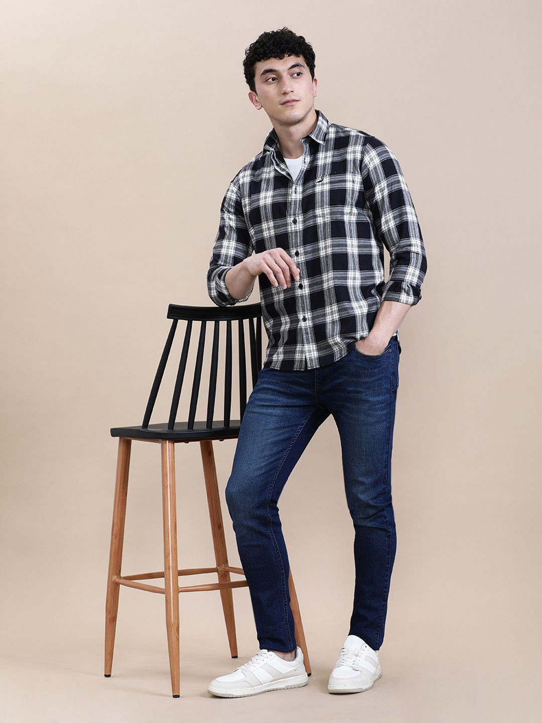 Crocodile Men Checkered Comfort Fit Shirt