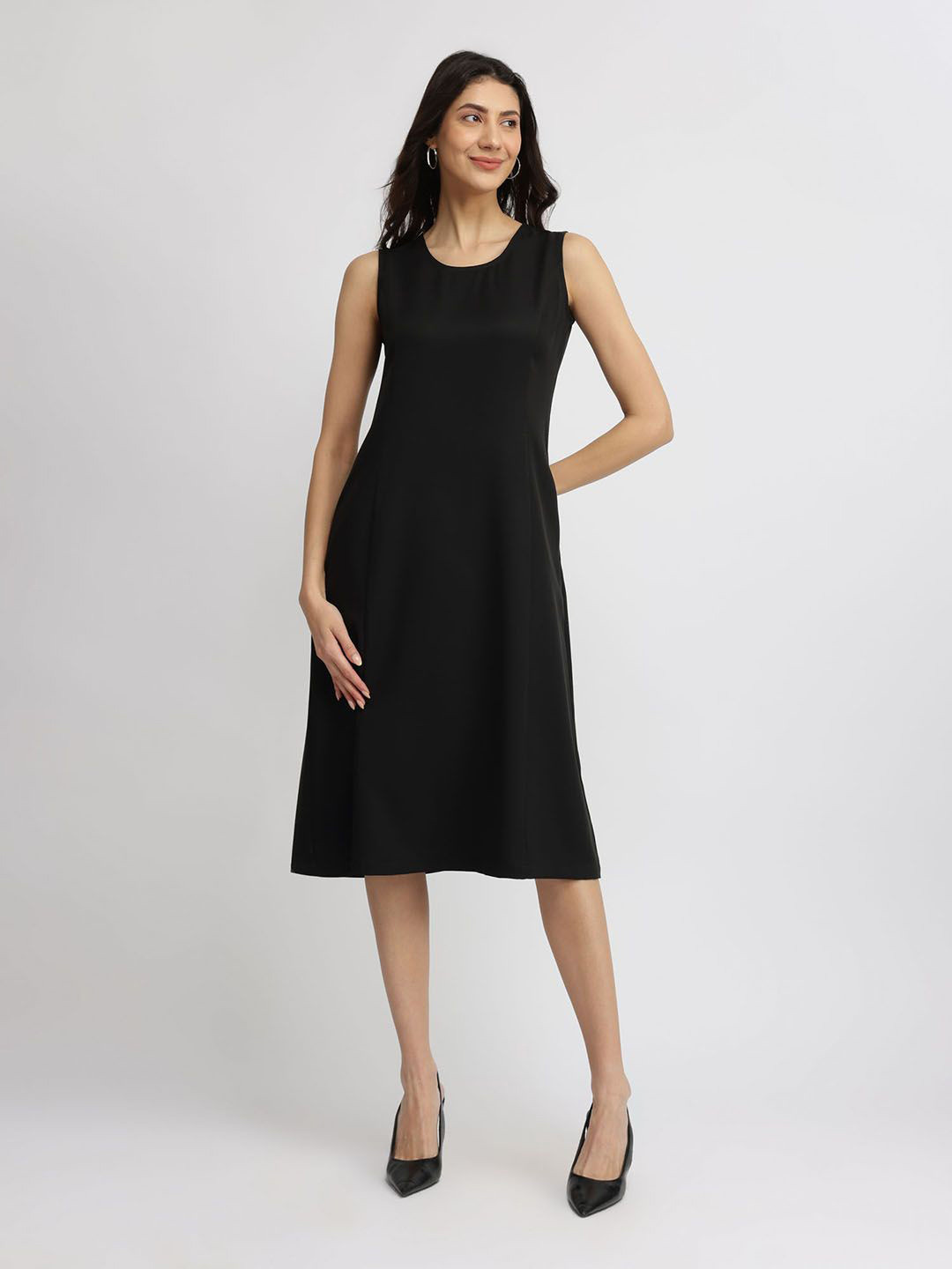FableStreet Women A-line Midi Dress Black