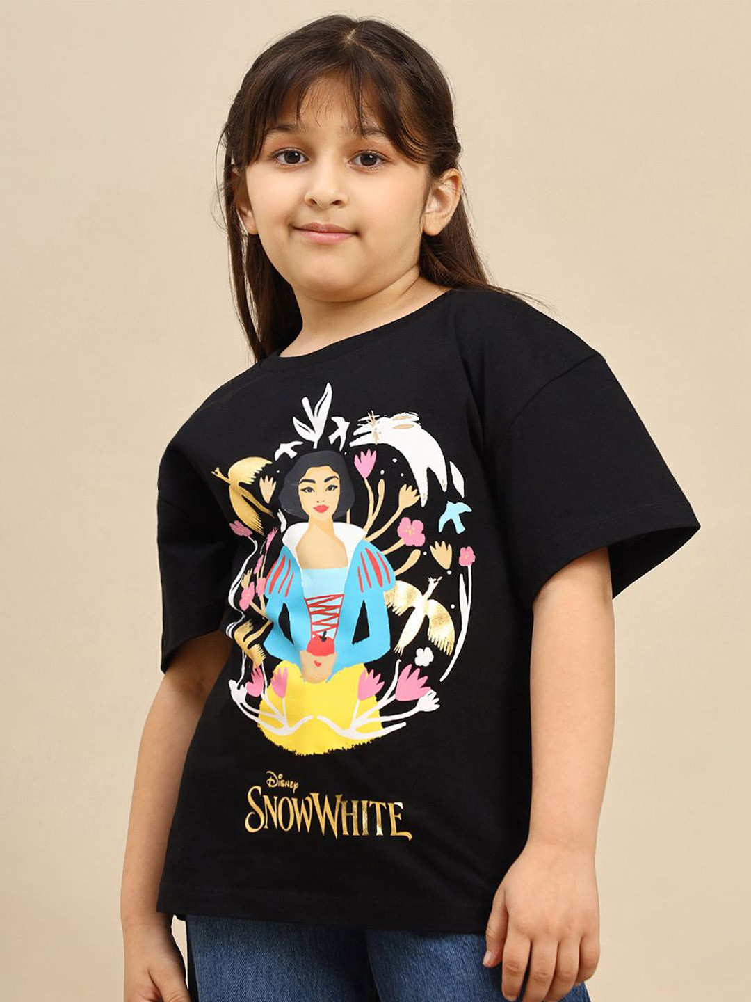 Kids Ville Girls Snow White Graphic Printed Oversized Cotton Tshirt