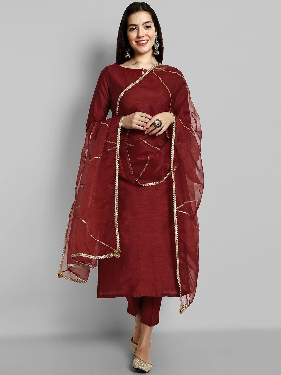 Mera Rang Keyhole Neckline Gotta Patti Straight Kurta With Trousers & Dupatta