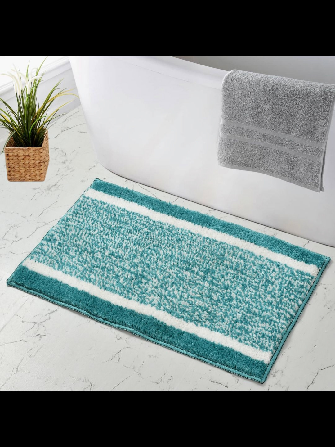 MAA HOME CONCEPT Sea Green & White Textured Microfiber Anti Skid 1600 GSM Bath Mat