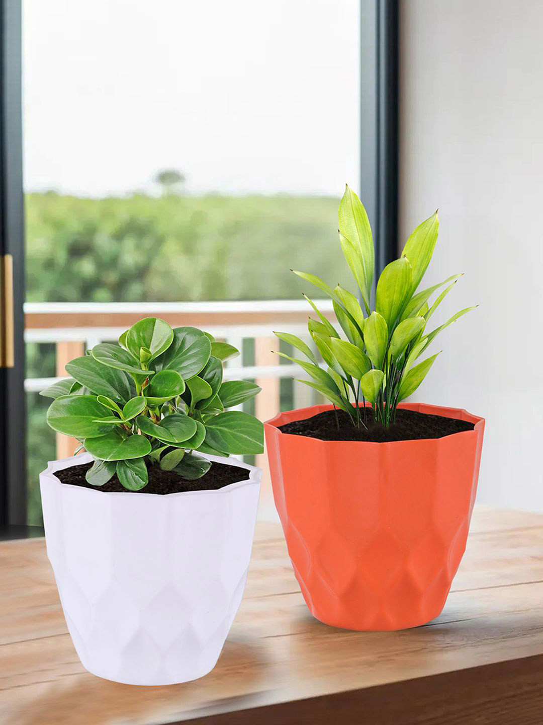 Kuber Industries White & Orange 6 Pieces Colored Textured Planters