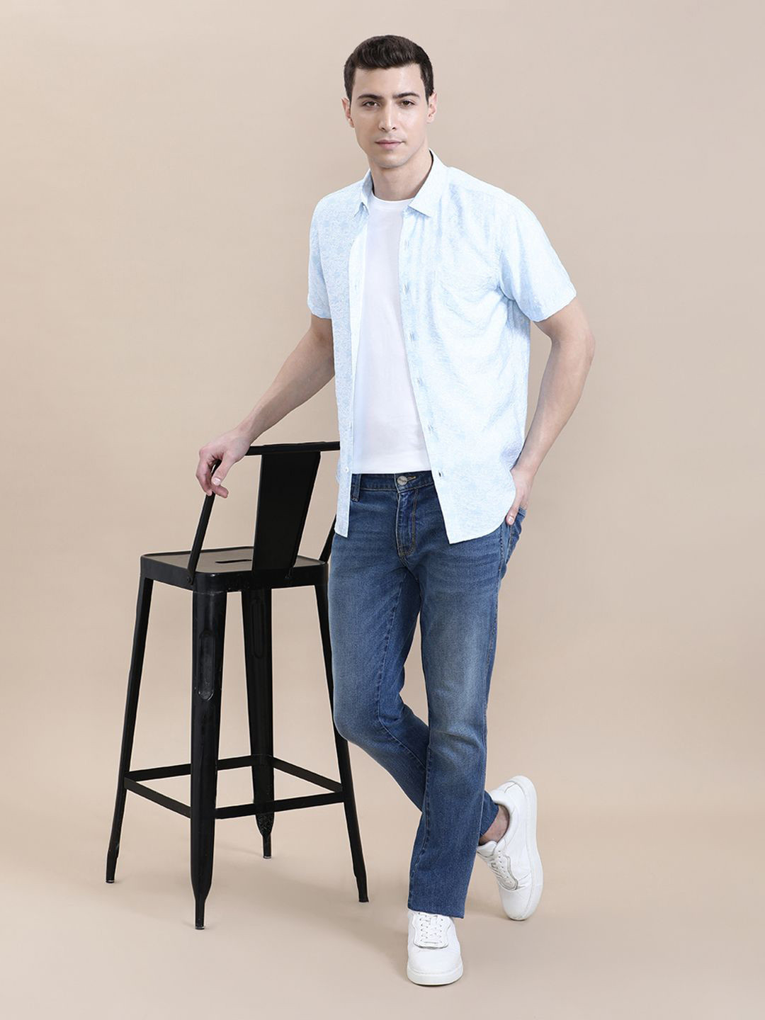 Crocodile Men Printed Crinkled Effect Fluid Half Sleeve Shirt