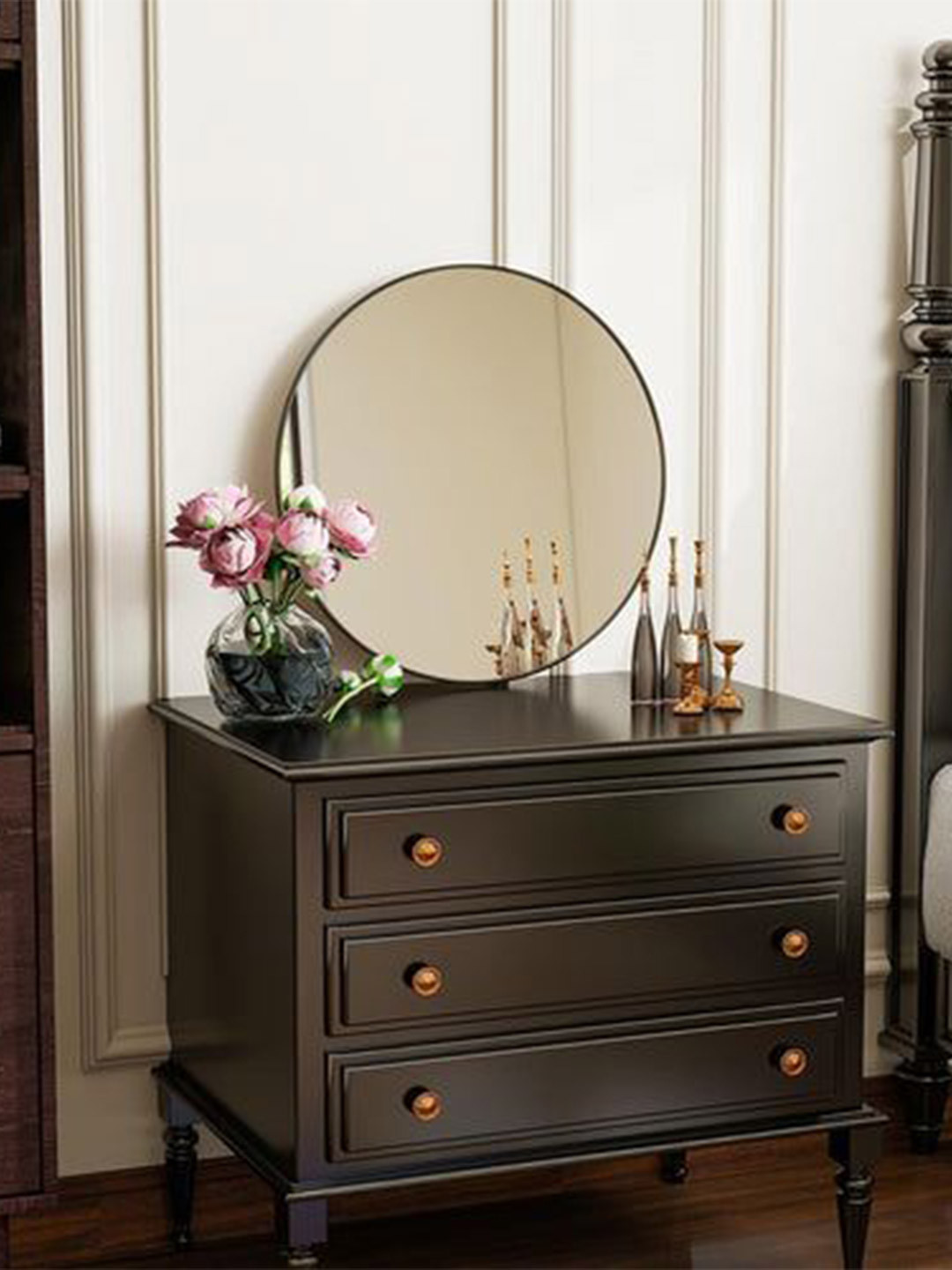 THE ARTMENT Orbit Black Minimal High Definition Round Mirror