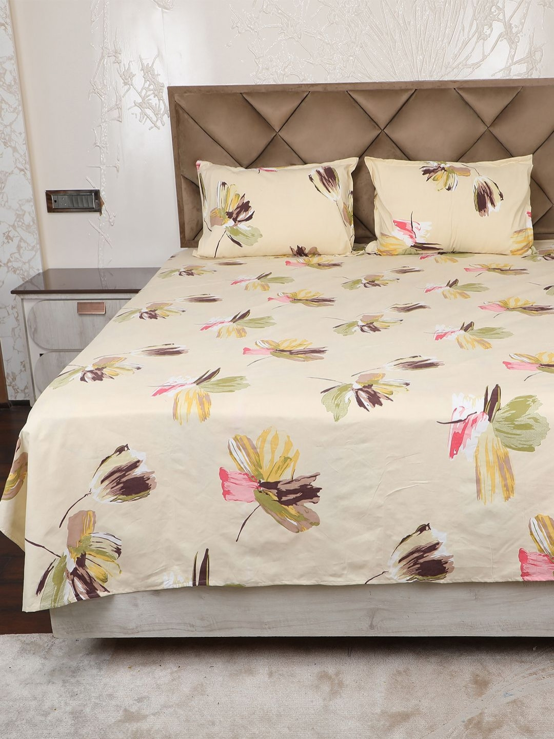AVI Signature Cream Floral Polycotton Breathable 180 TC Double Fine Bedsheet with a Pillow Cover-88 x 95 inches