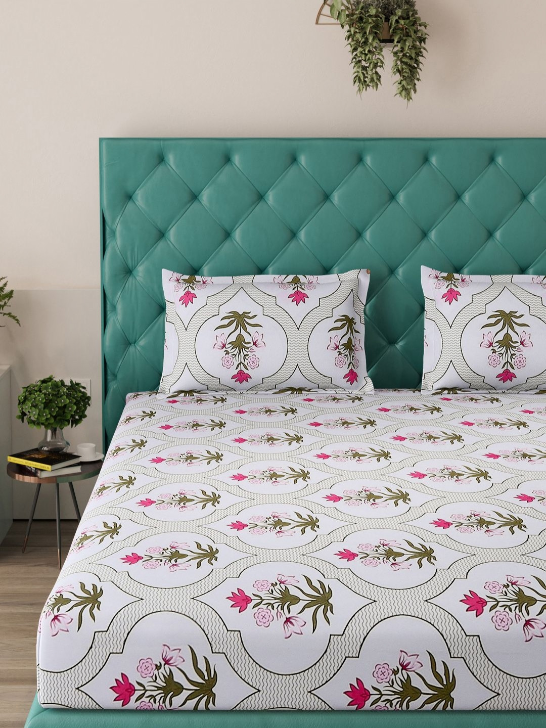 Status Value Aspire White Floral Microfiber 144 TC King Coarse Bedsheet with 2 Pillow Covers-91 x 85 inches