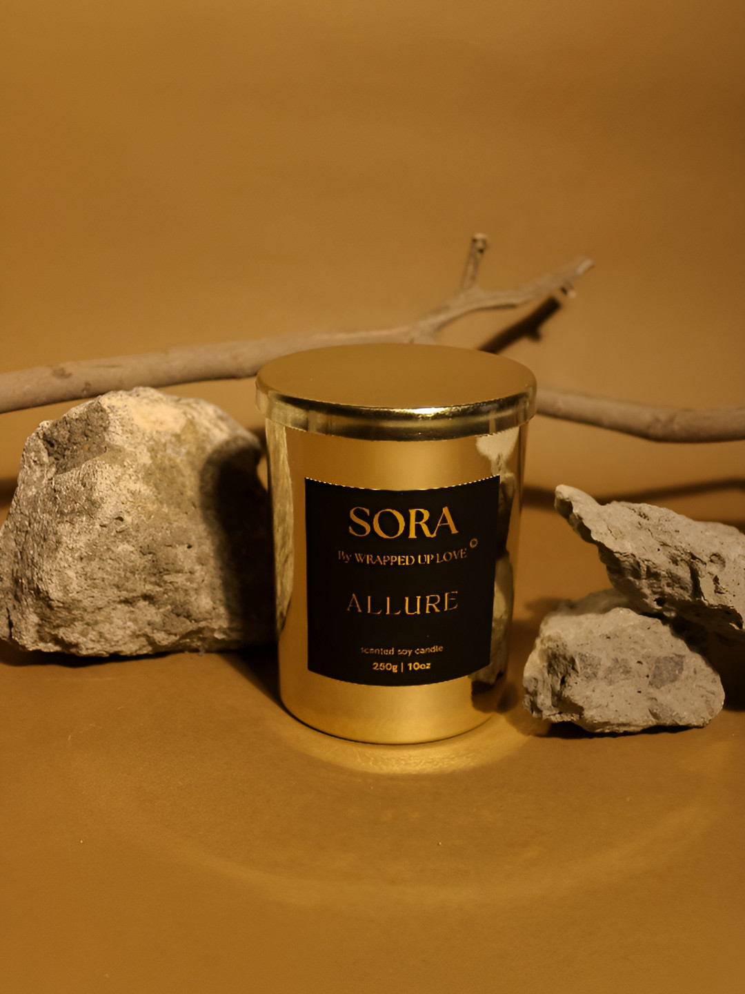 Wrapped up Love Luxury Scented 1 Wick Allure Solid Geometric Regular Jar Candles