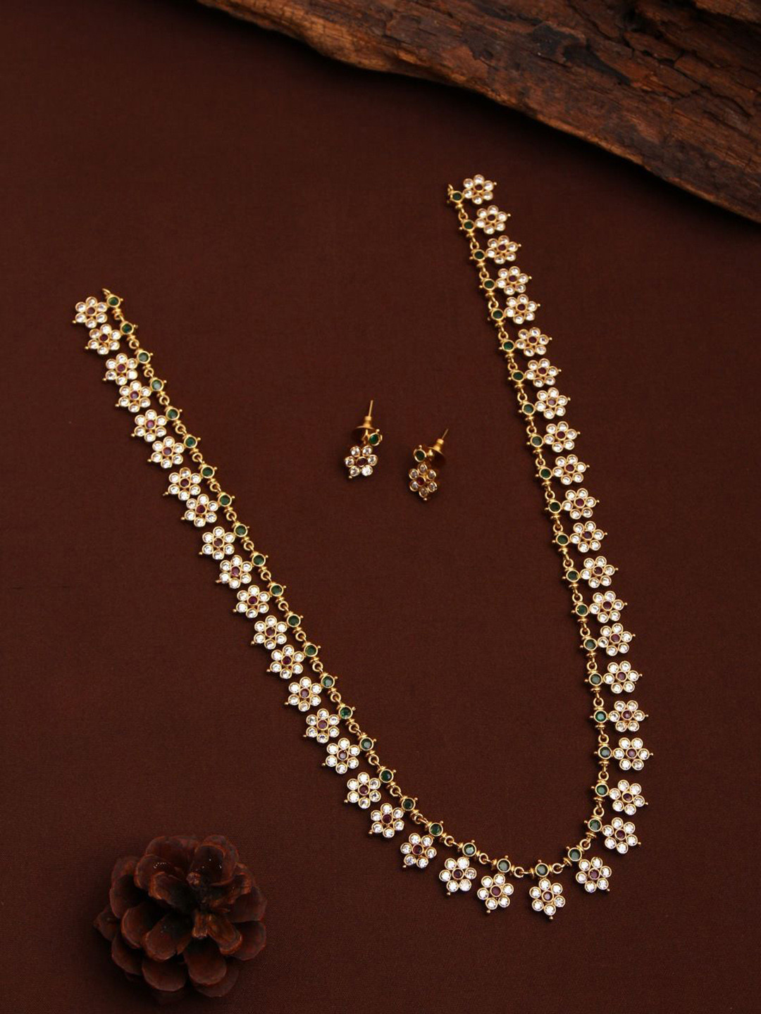 Kattam Gold Plated Simple Flower Patterned Haram