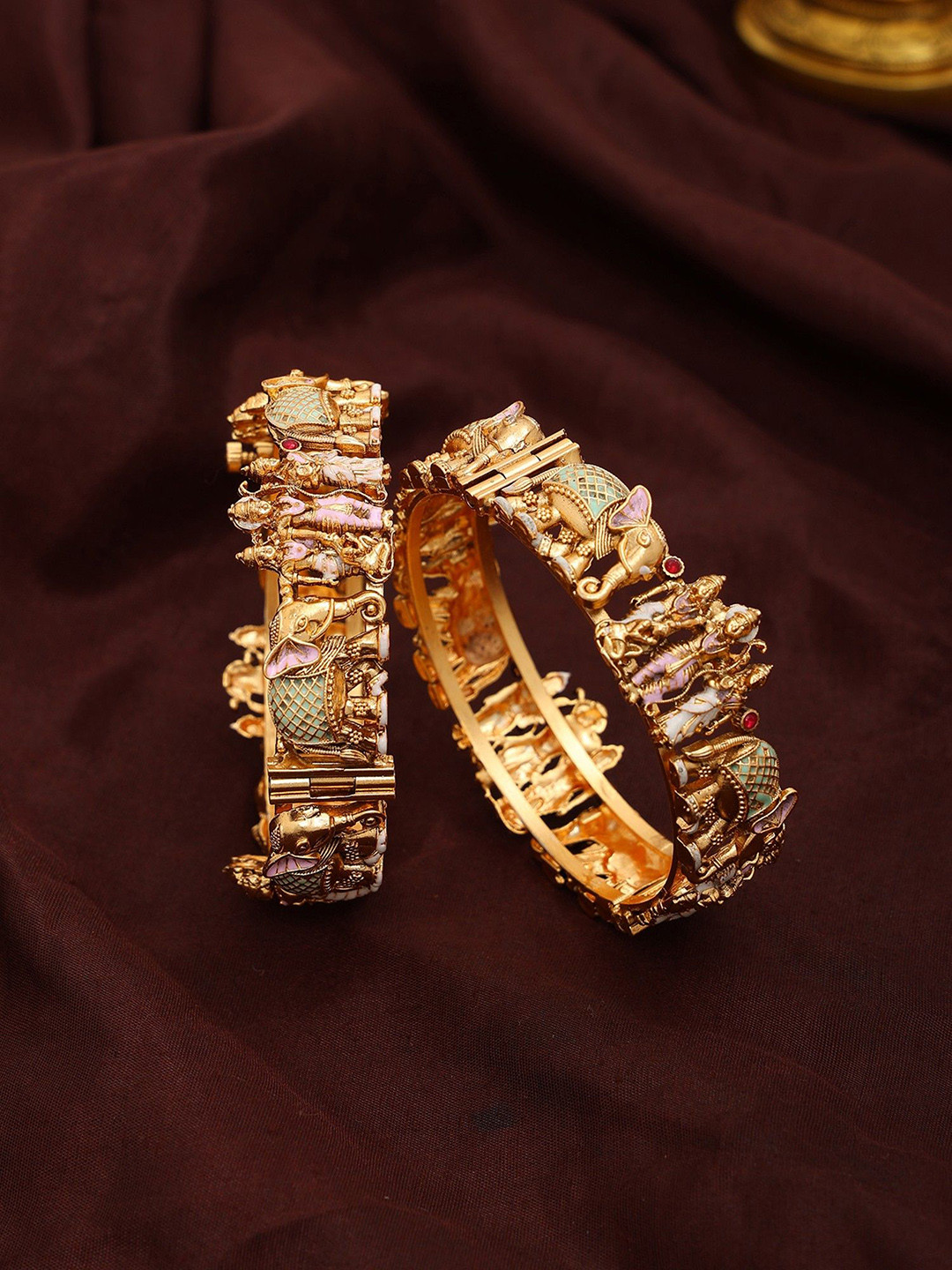 Exotic India Set Of 2 Traditional Ram Darbar Screw Openable Bangles