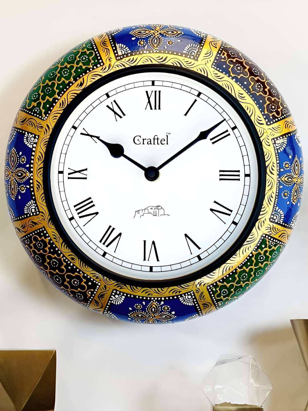 CRAFTEL White & Green Textured Analogue Wooden Round Traditional Antique Wall Clock