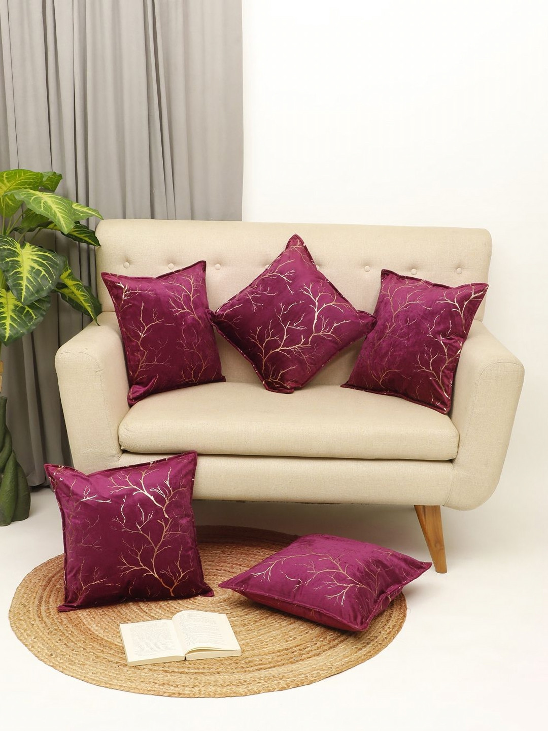 THE CONVERSION Abstract Velvet Fade Resistant 5 Pcs Square Cushion Covers - 15.7 x 15.7 In