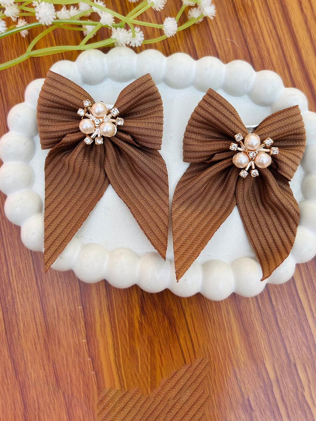 Radhya Accessories Women Small Alligator Pigtail Bow Clip