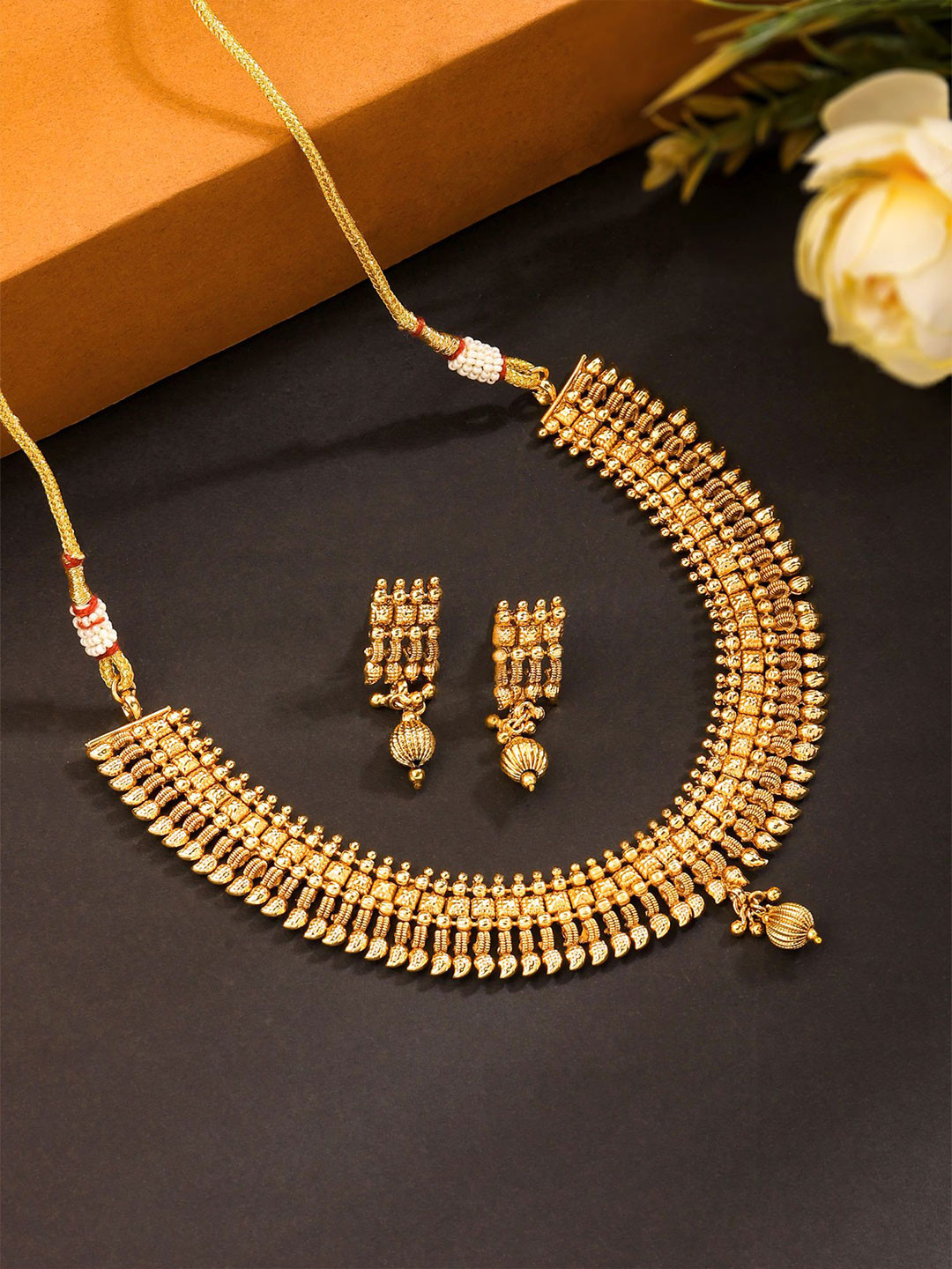 Yellow Chimes Gold-Plated Choker Jewellery Set