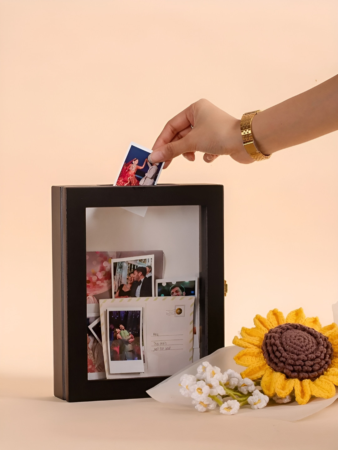 Confetti Gifts Wooden Souvenir Box For Birthday Anniversary Gift