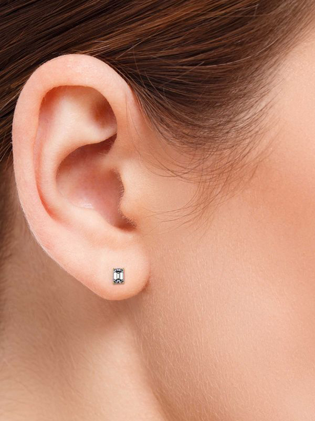 Emori Emerald Solitaire Lab Diamond Earring in 18KT Gold