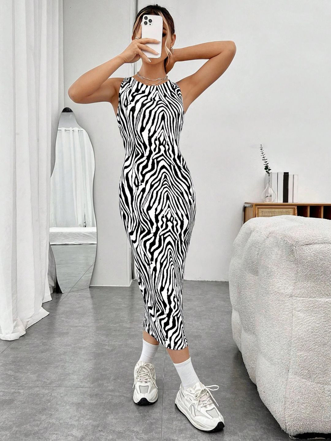 KERI PERRY Print Bodycon Midi Dress