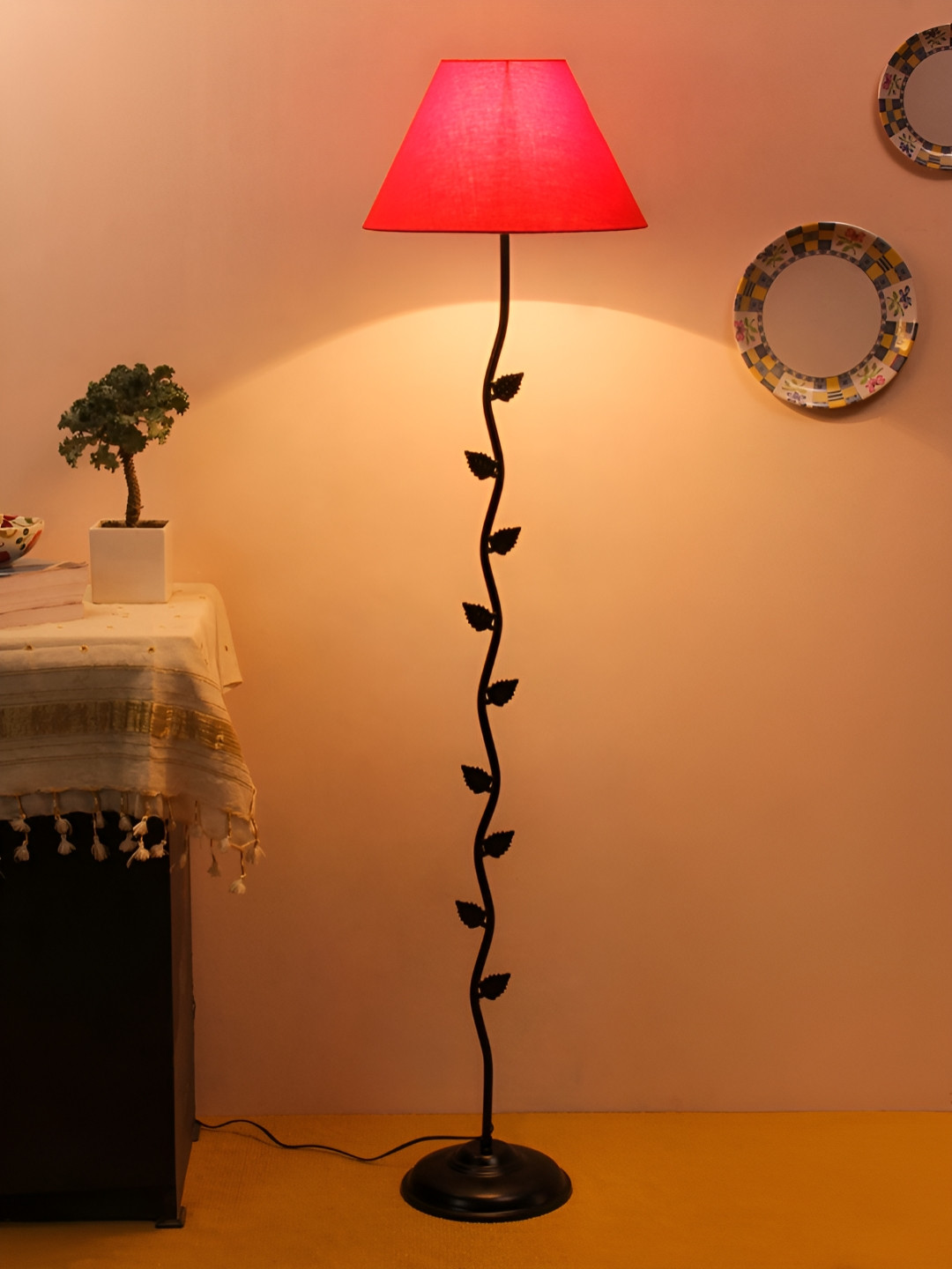 Devansh Conical Black & Red Frustum Leaf Floor Lamp With Cotton Shade