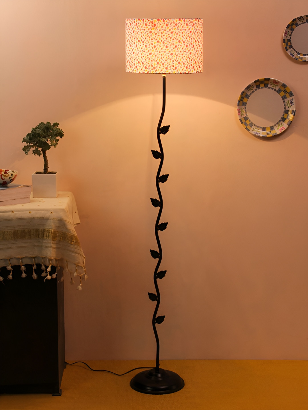 Devansh Black & White Floral Printed Spherical Cotton Leaf Floor Lamp With Shade