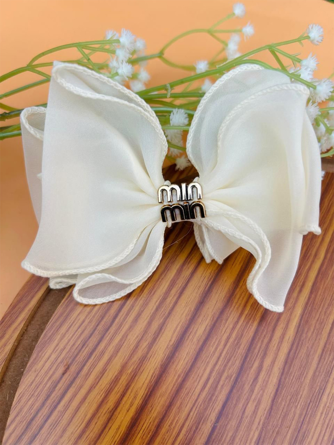 Radhya Accessories Women Charms alligator Hair Bow Clip 1 Piece