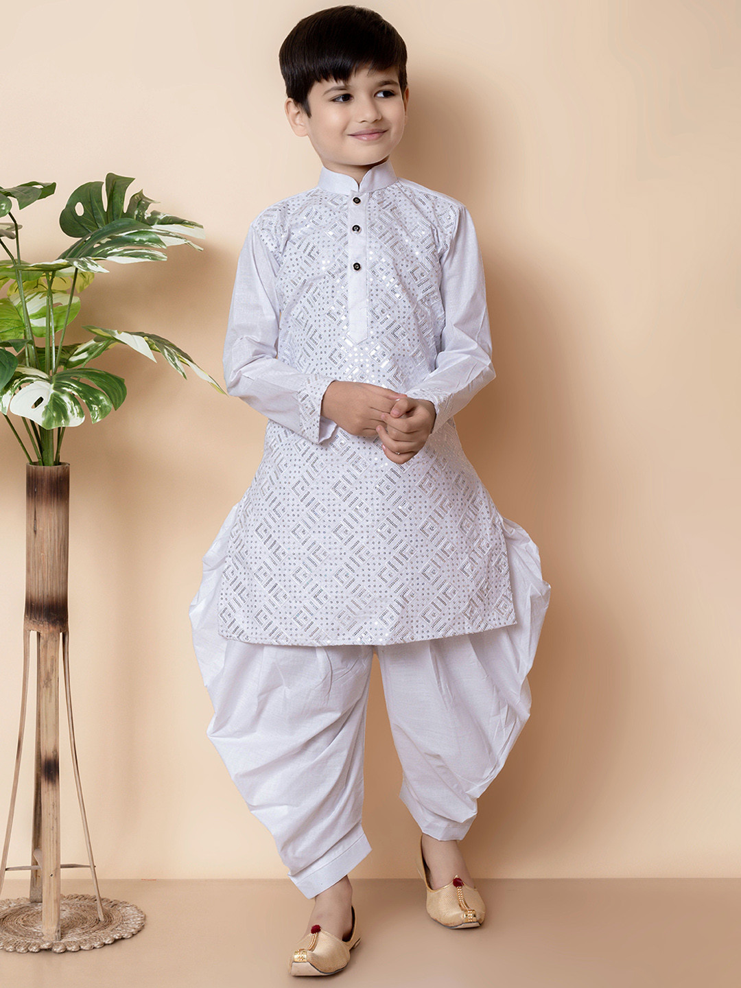 Cae Boys  Geomeotic Embroidered Mandarin Collar Sequinned Kurta With Patiala