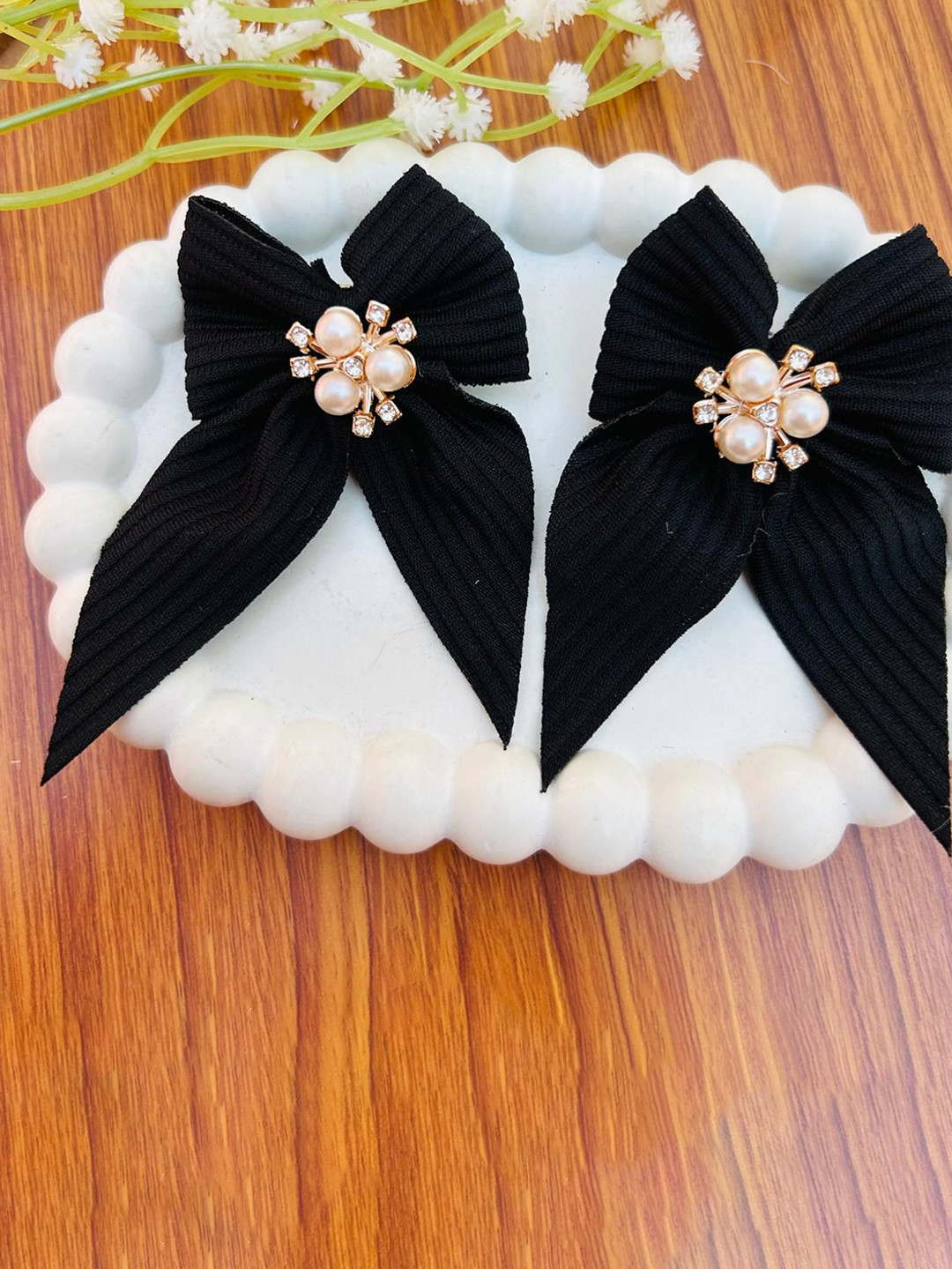 Radhya Accessories Small Alligator Pigtail Bow Clip 1 Pair