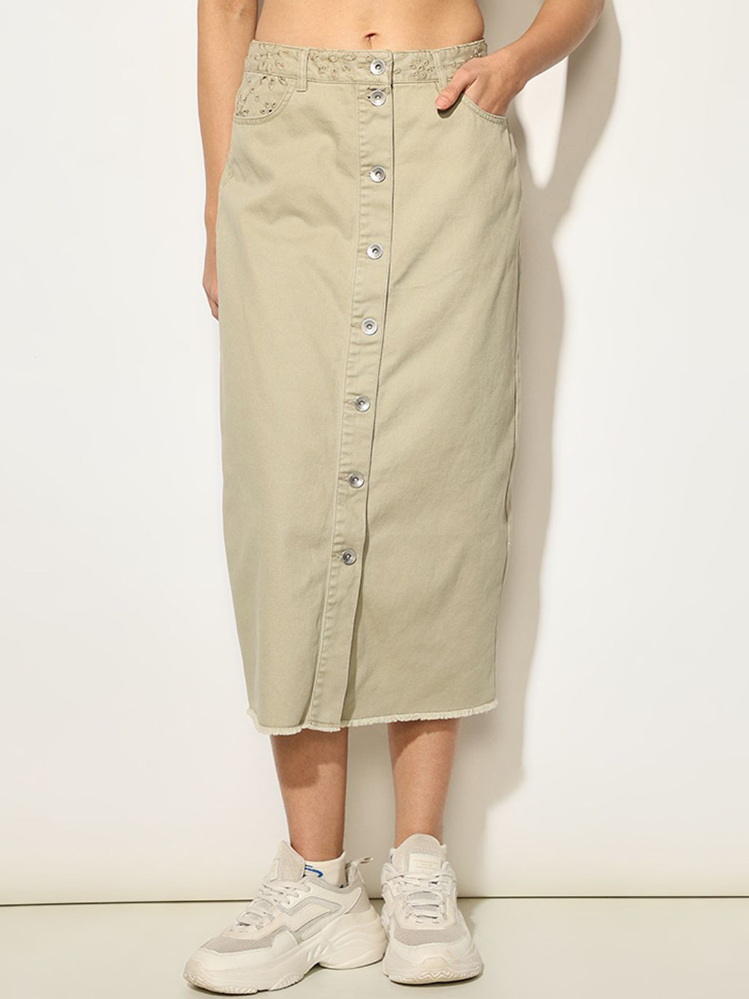 ONLY Embroidered Pencil Midi Skirt