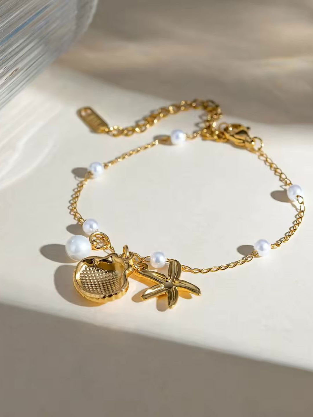 SHVETAH Stainless Steel Gold-Plated Wraparound Seashell Charm Bracelet
