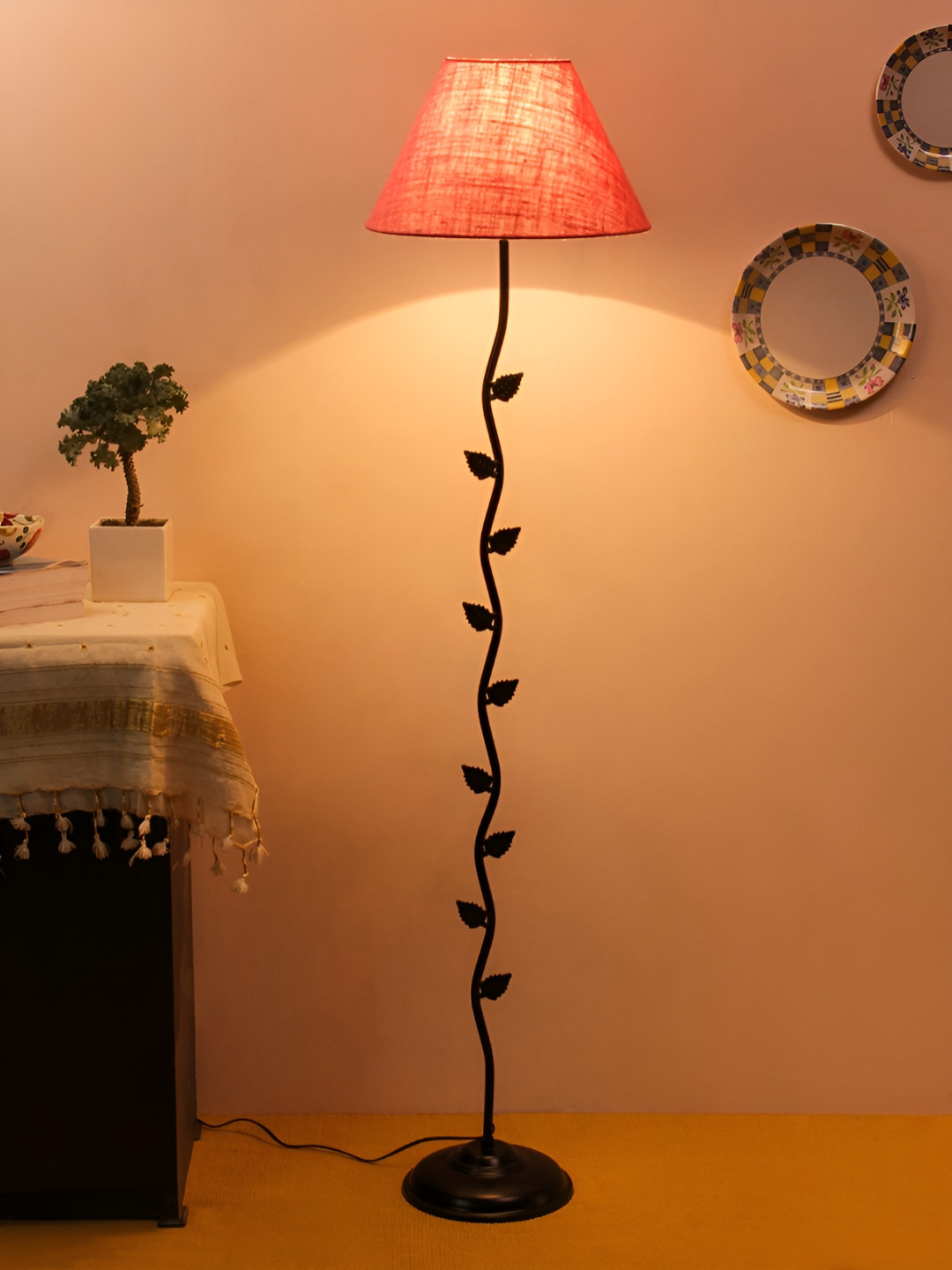 Devansh Black & Pink Textured Frustum Shaped Jute Leaf Floor Lamp With Shade