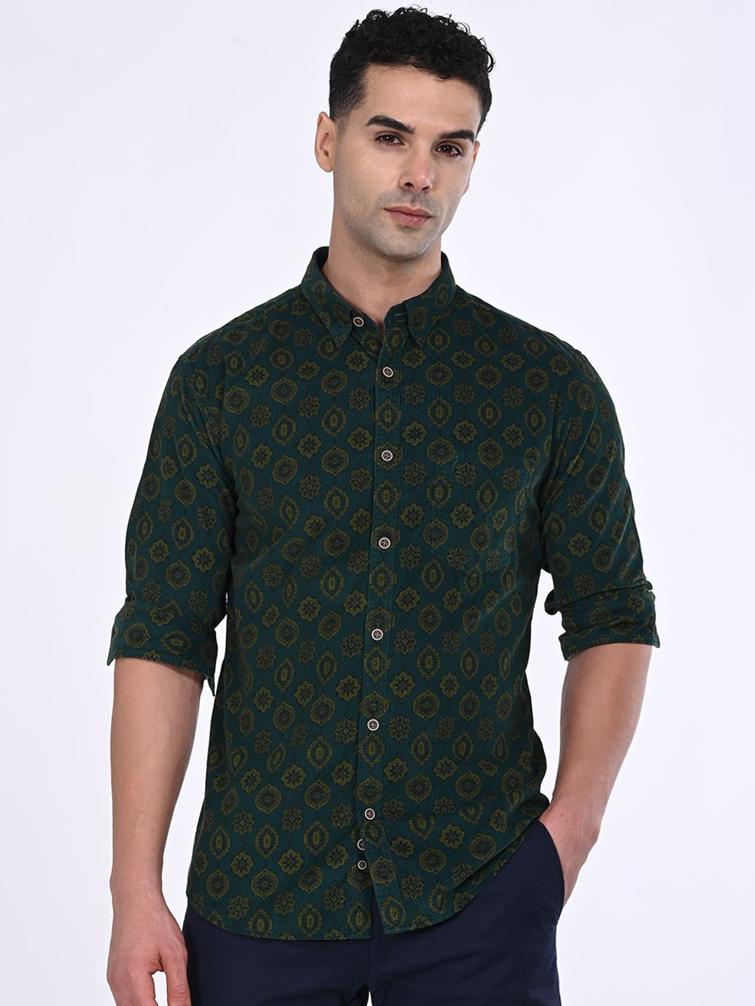 Indian Terrain Men Classic Slim Fit Floral Opaque Printed Casual Shirt