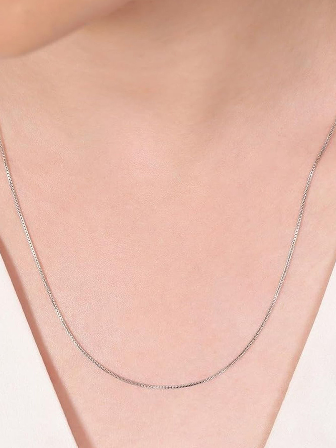 VAMA Women Stainless Steel Silver Polished Neck Box Necklace Chains