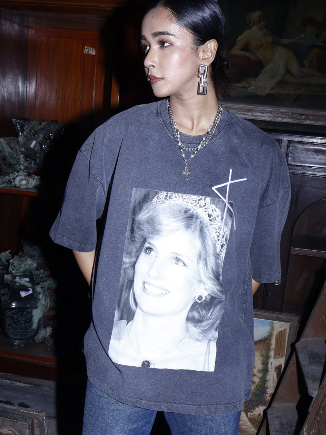 KNN Calcutta Unisex Photographic Printed Round Neck Cotton Oversized T-shirt