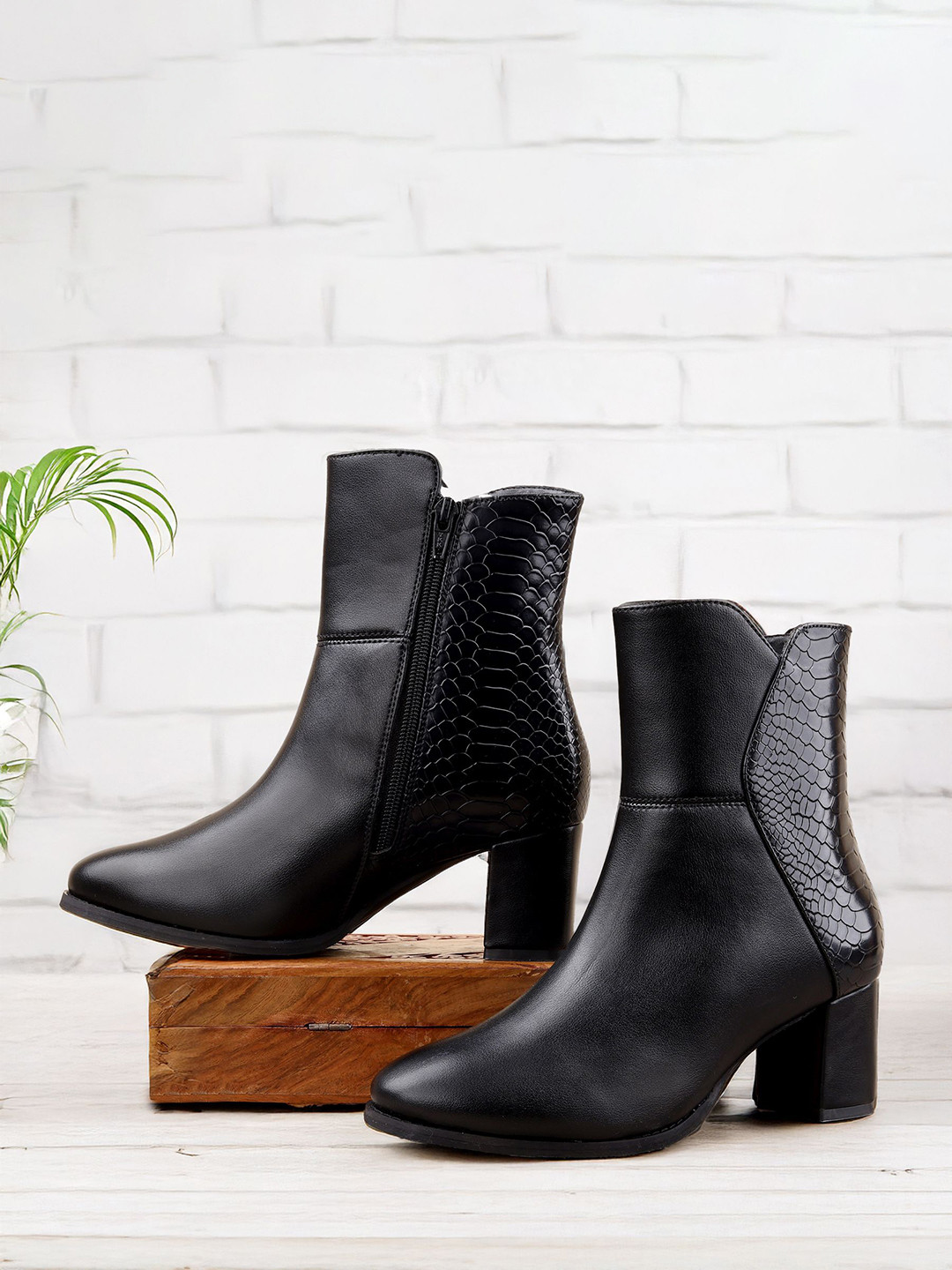 Bxxy Women Classic Faux Leather Crocodile Textured Zipper Ankle Boots