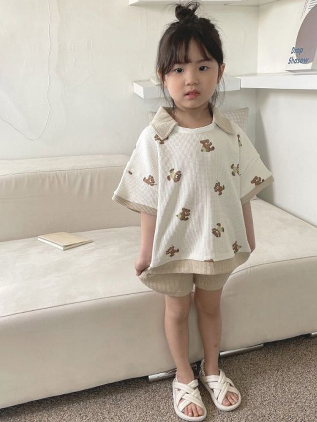 LULU & SKY Girls Cartoon Printed Shirt Collar Night suit