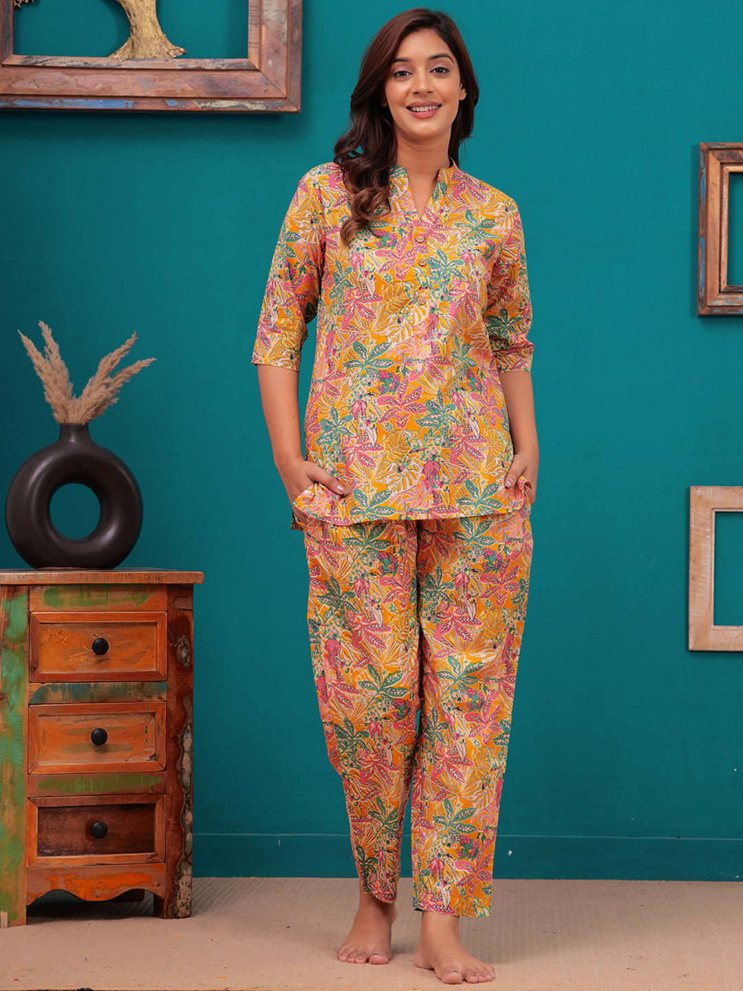 mad fury Floral Printed Pure Cotton Kurti & Trouser Night Suit