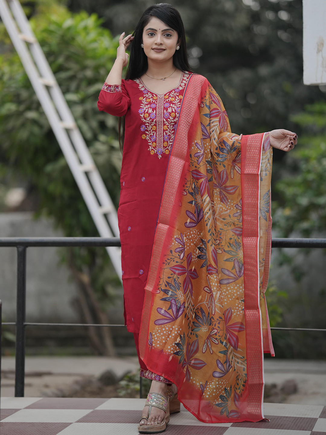 Santati Floral Yoke Design Thread Work Straight Kurta With Trousers And Dupatta