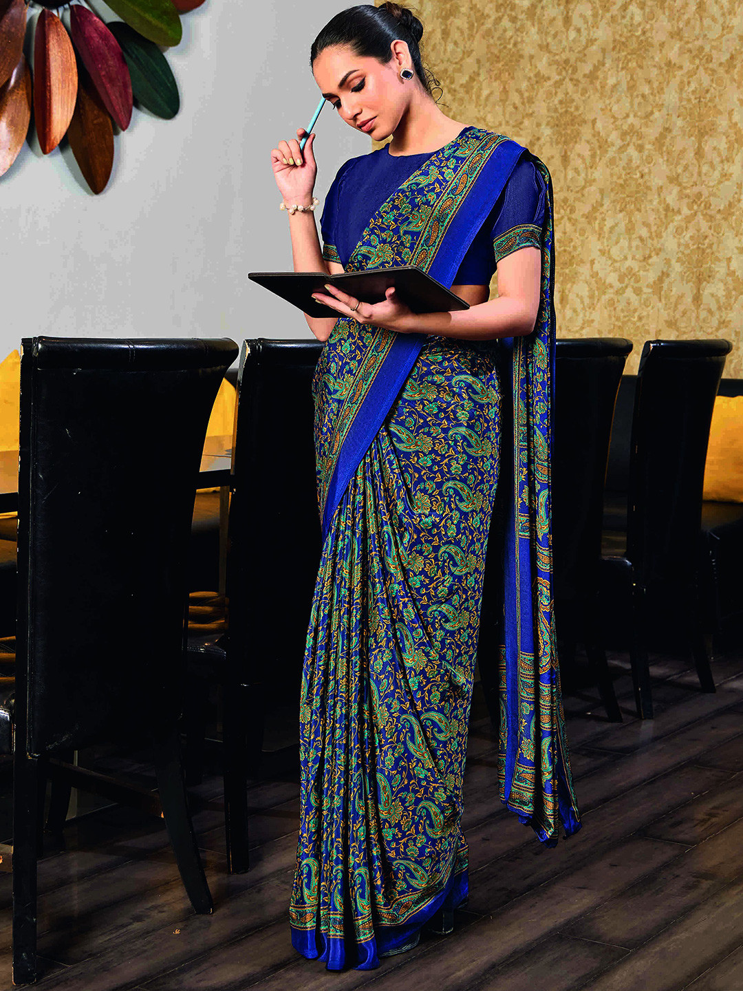 KCPC BANDHANI Floral Printed Saree