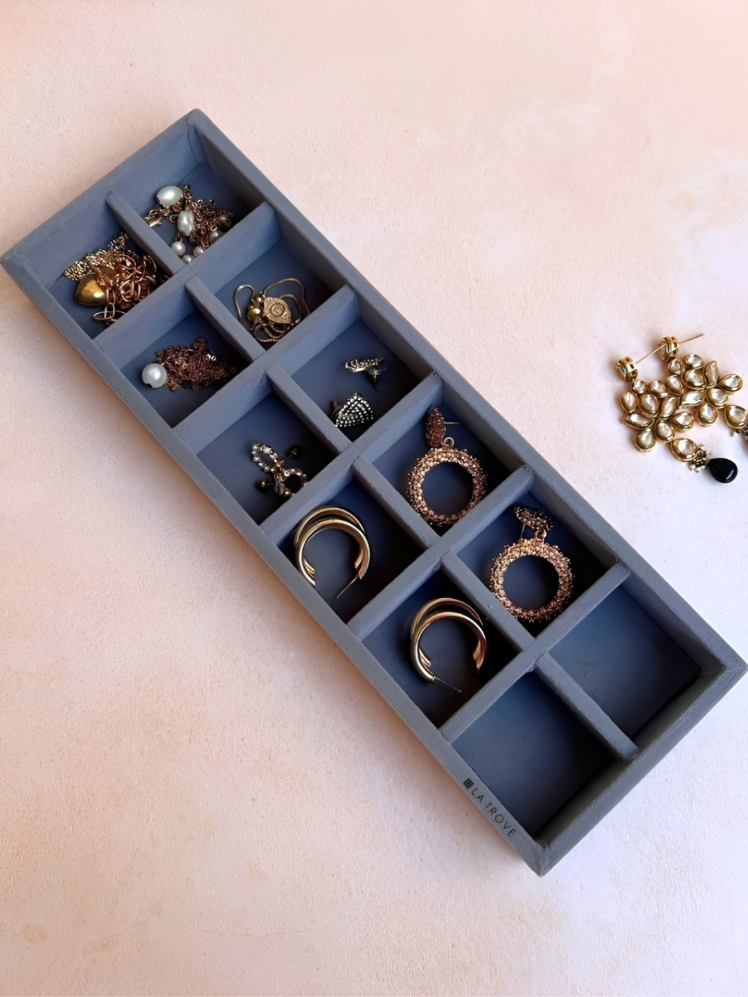 La Trove 12 Grid Grey Sleek Velvet Organizer Tray