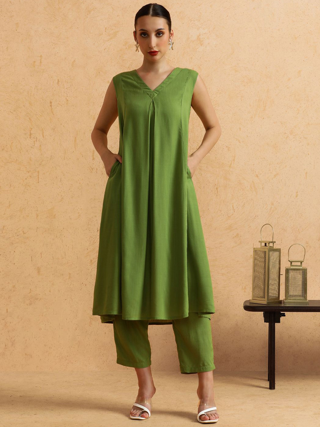 SHAHAD V-Neck Pleated A-Line Kurta With Trousers