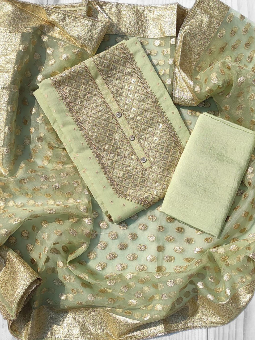 GC 80 BY GAURI COLLECTION Geometric Embroidered Organza Unstitched Dress Material