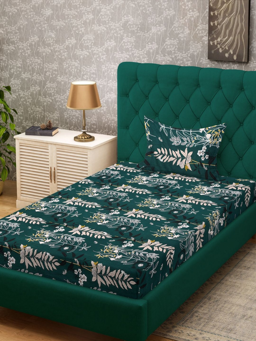 KLOTTHE Flyn Green Floral Cotton 300 TC Single Bedsheet with a Pillow Cover-225 x 150 cm