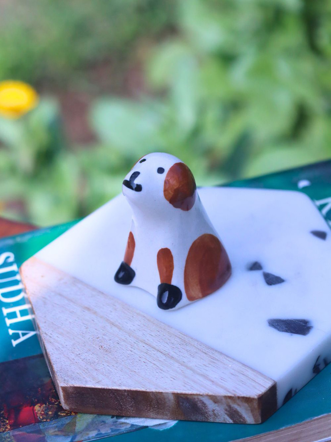 WEAVING HOMES Brown & White Printed Miniature Dog Showpiece