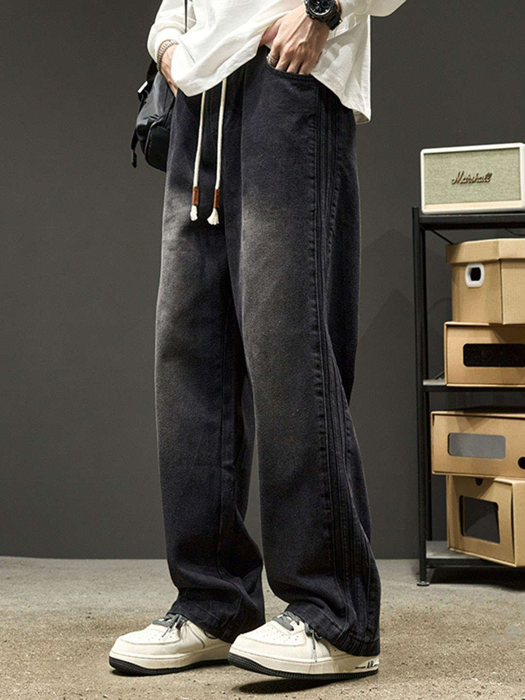 HERE&NOW Men Regular Fit Mid-Rise Light Fade Jeans