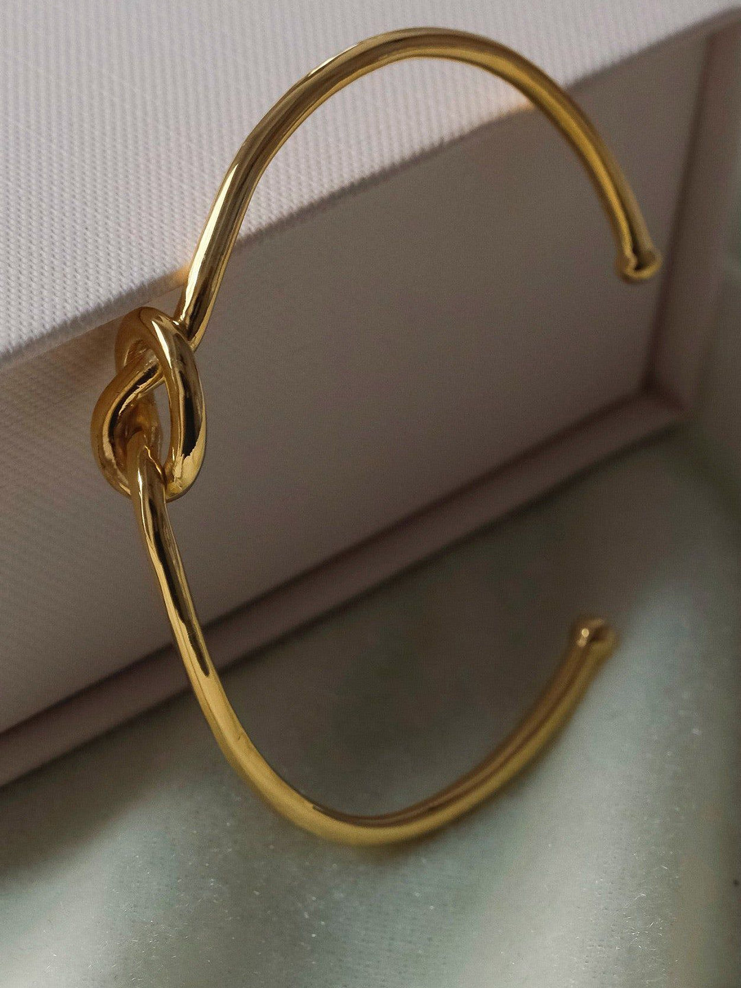 Anushka Jain Jewellery Women 925 Sterling Silver Gold-Plated Cuff Knot Bracelet