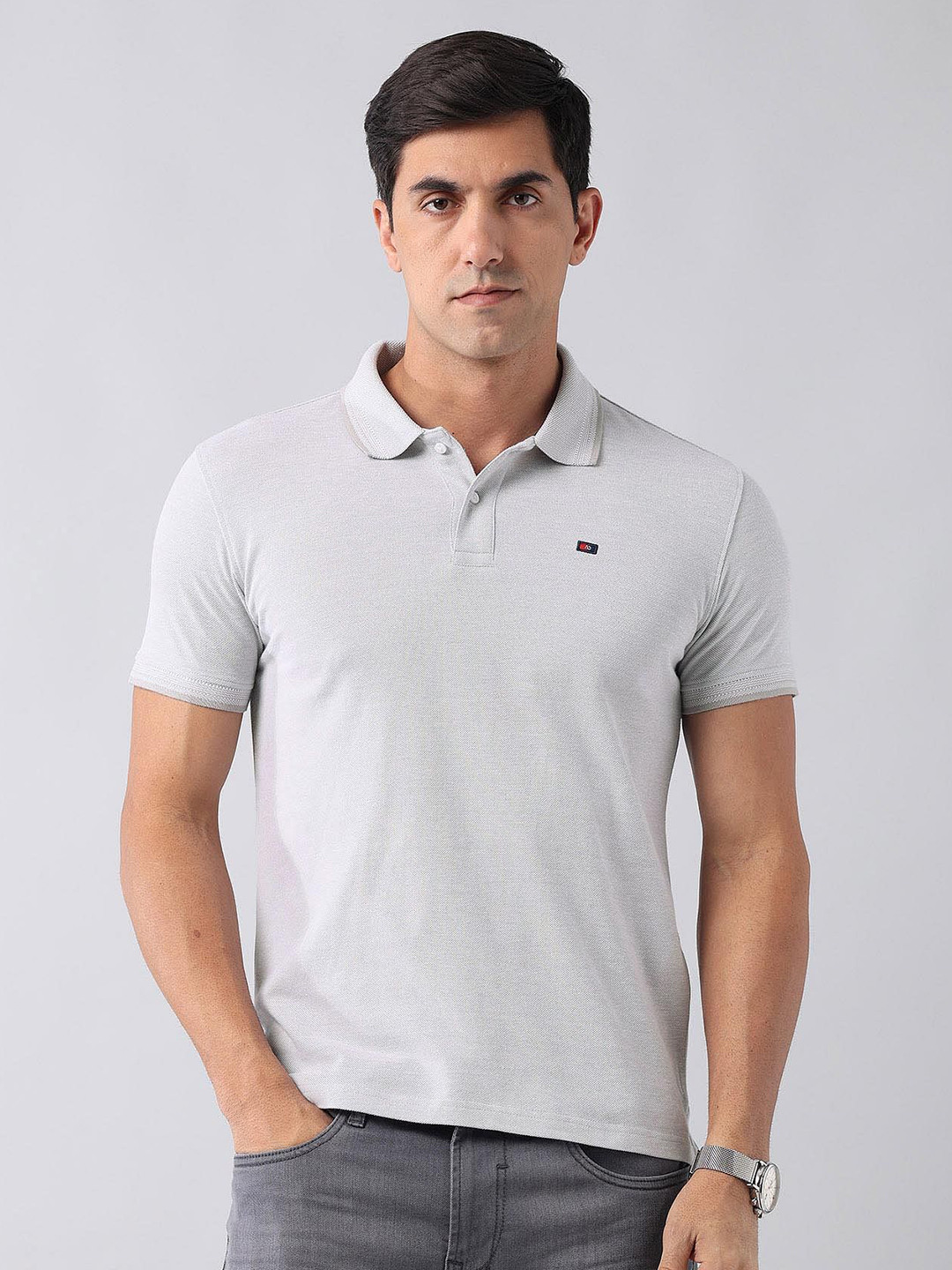AD By Arvind Men Polo Collar Applique Slim Fit T-shirt