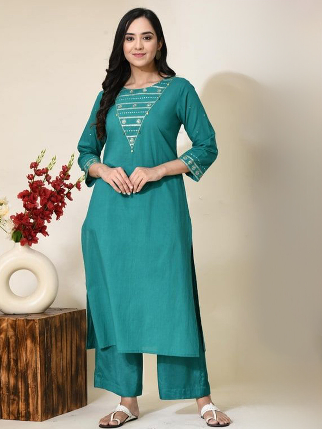 SEEDS OF FUSION Floral Sequinned Work Round Neck Pure Cotton Straight Kurta